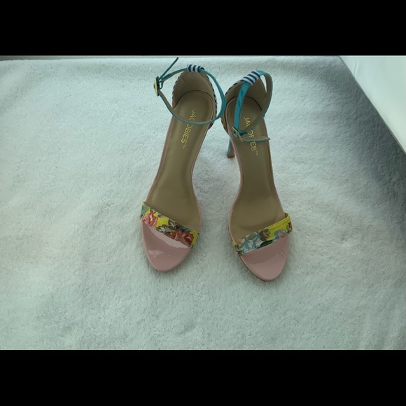 Jacobies Spring Sandals - Picture 1 of 4